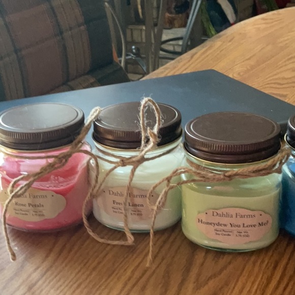 Hand poured soy candle. Various scents - Picture 3 of 3